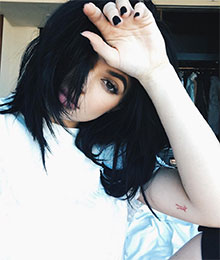 tres-click-kylie-jenner-tattoo_01