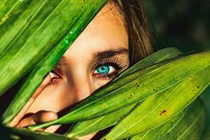 Frau mit grünen Augen