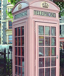 tres-click-pink-inspo-telephone-booth-london-instagram