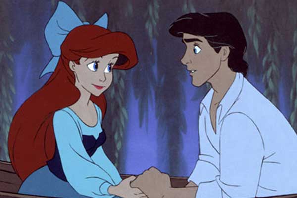Disney-Figur Arielle mit ihrem Prinzen Eric