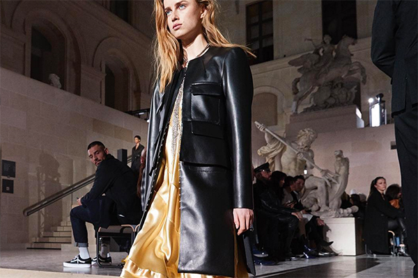 Louis Vuitton, Dior und Gucci verbieten ab sofort Size 0 auf dem Catwalk.