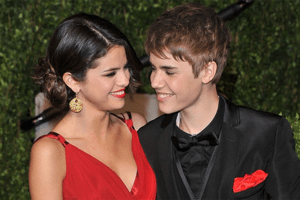 Selena Gomez und Justin Bieber: Fahrrad fahren, kuscheln, Hockeyspiel - bahnt sich da doch ein Liebescomeback an?