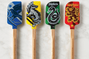 An alle kochlustigen „Harry Potter“-Fans: Jetzt könnt ihr mit HP-Kochlöffeln kochen