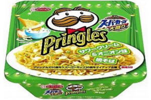 Ja, man kann seine Pringles jetzt echt auch im Nudel-Format schlürfen