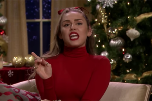 Miley Cyrus hat „Santa Baby“ mal eben ein feministisches Update verpasst – und es wurde Zeit!
