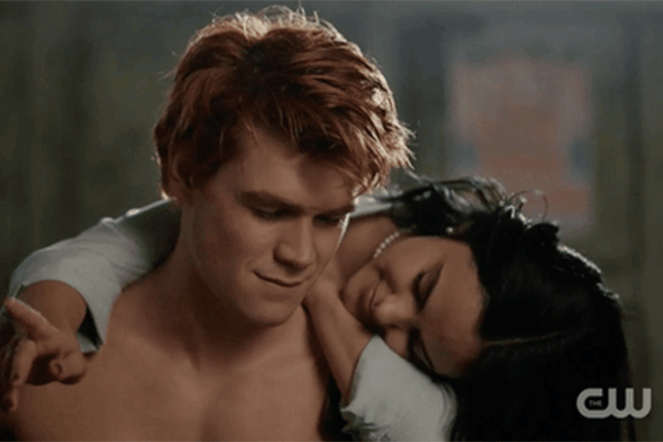 „Riverdale“ wird für die „Sexualisierung von Teen-Girls“ kritisiert – und Netflix schlägt sofort zurück