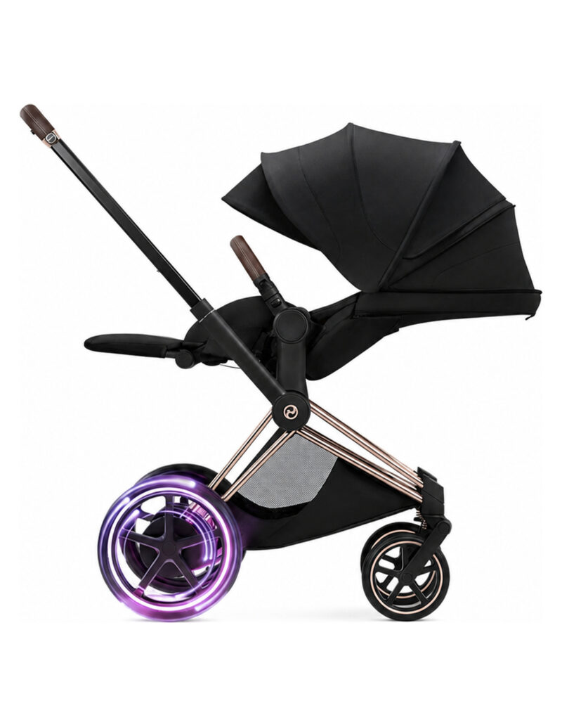 Schwarzer Cybex e-Priam Kinderwagen mit elektrischem Antrieb